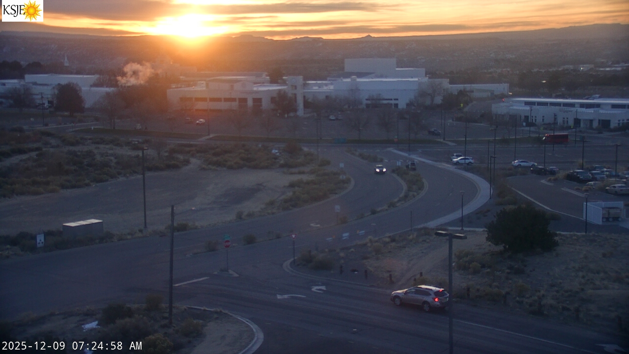 Thumbnail for current weather camera view from KSJE-San Juan College in Farmington, New Mexico