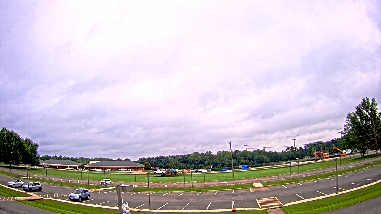 Thumbnail for current weather camera view from Prince Edward MS in Farmville, Virginia