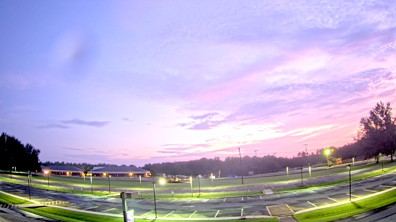 Thumbnail for current weather camera view from Prince Edward MS in Farmville, Virginia