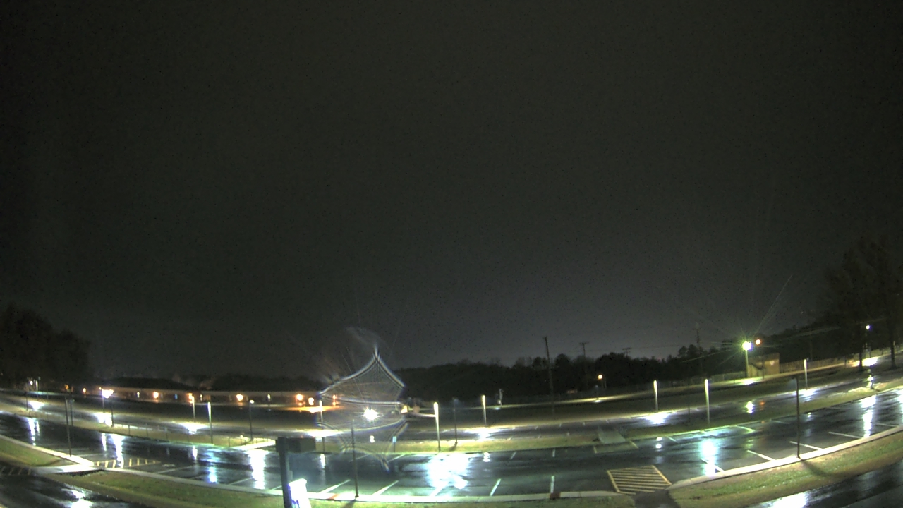 Thumbnail for current weather camera view from Prince Edward MS in Farmville, Virginia
