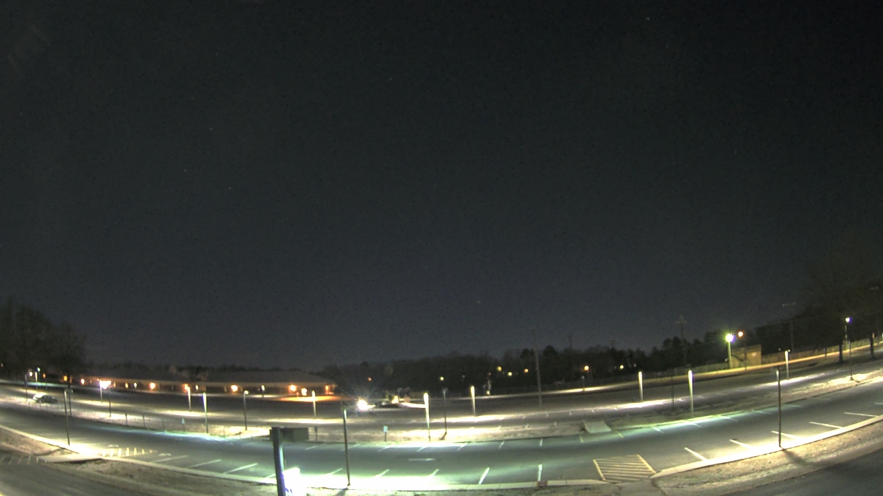 Thumbnail for current weather camera view from Prince Edward MS in Farmville, Virginia