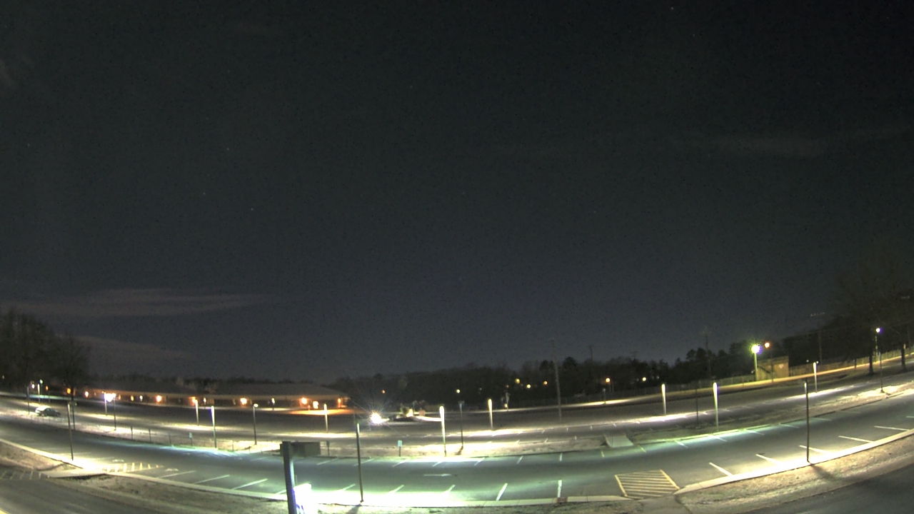 Thumbnail for current weather camera view from Prince Edward MS in Farmville, Virginia