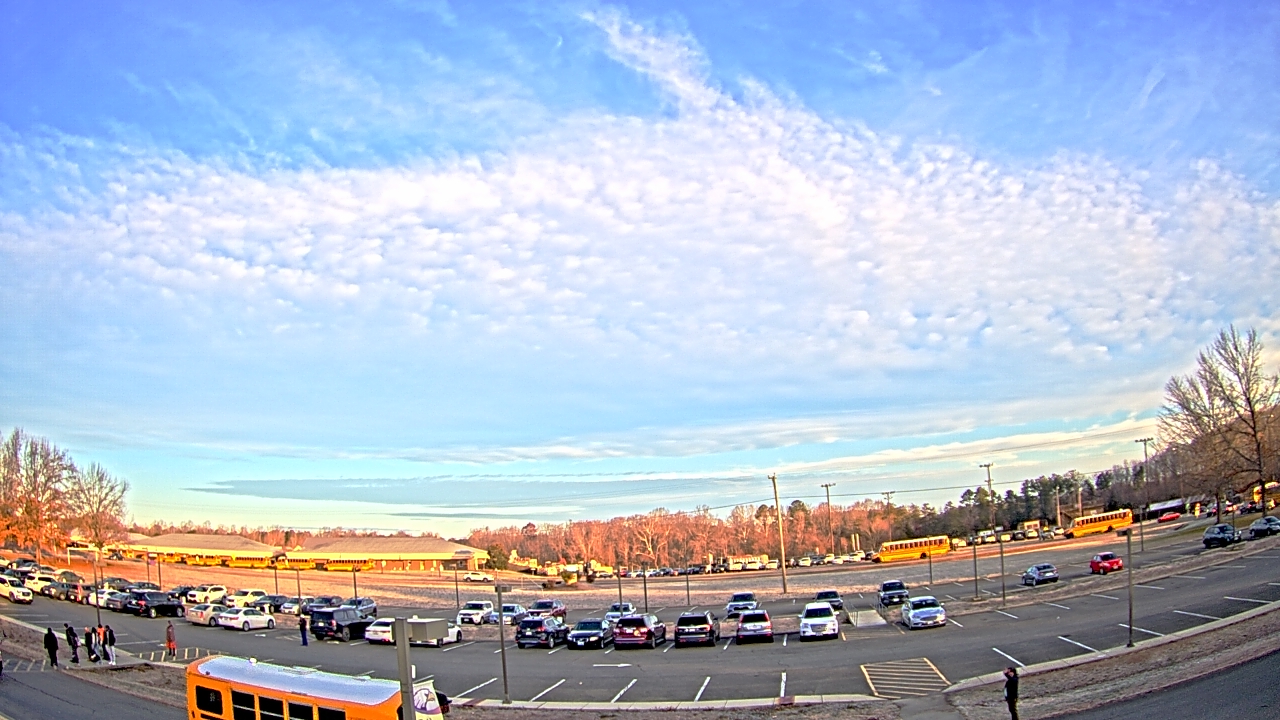 Thumbnail for current weather camera view from Prince Edward MS in Farmville, Virginia