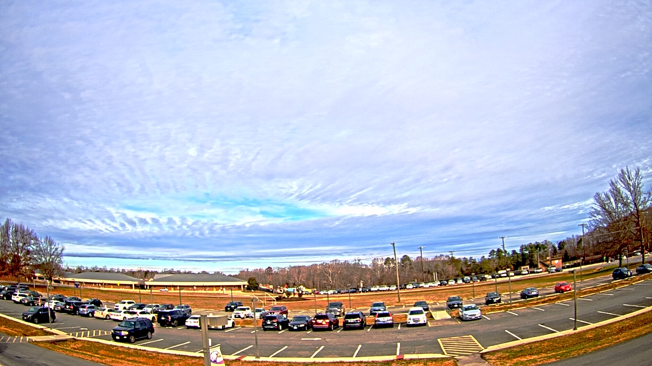 Thumbnail for current weather camera view from Prince Edward MS in Farmville, Virginia