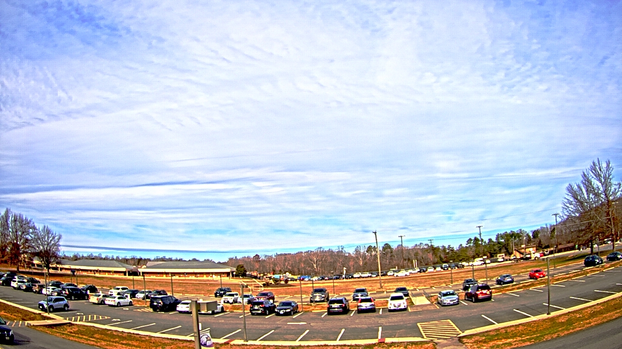 Thumbnail for current weather camera view from Prince Edward MS in Farmville, Virginia