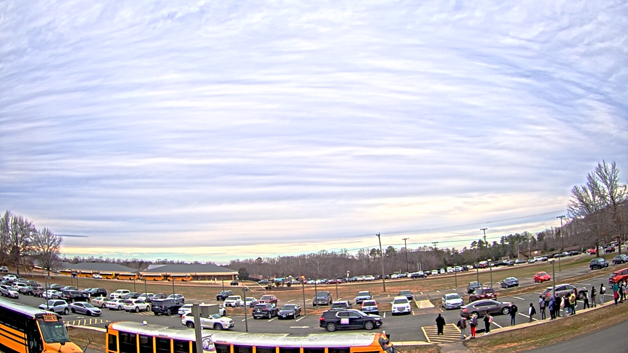 Thumbnail for current weather camera view from Prince Edward MS in Farmville, Virginia