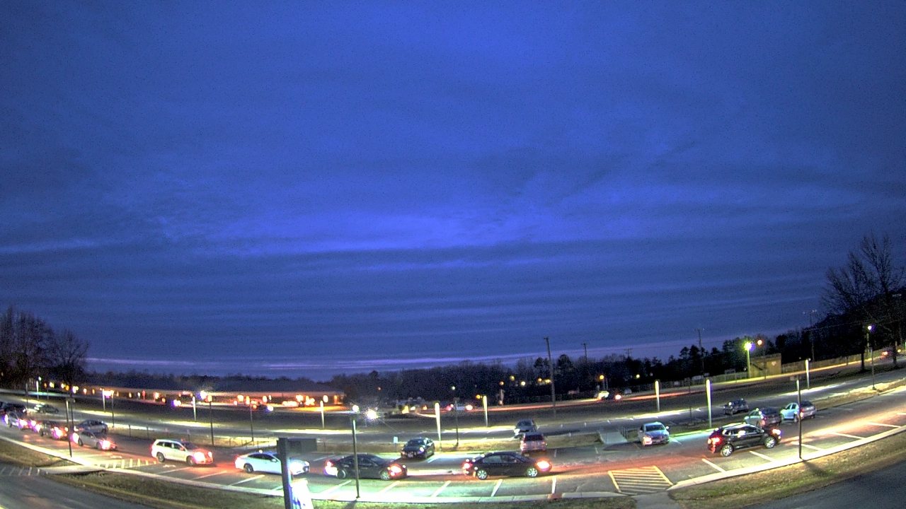 Thumbnail for current weather camera view from Prince Edward MS in Farmville, Virginia