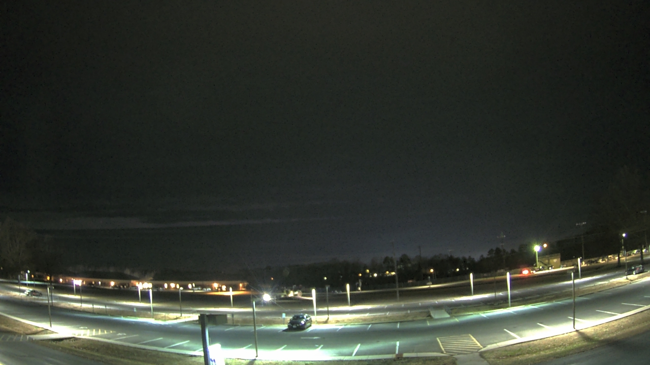 Thumbnail for current weather camera view from Prince Edward MS in Farmville, Virginia