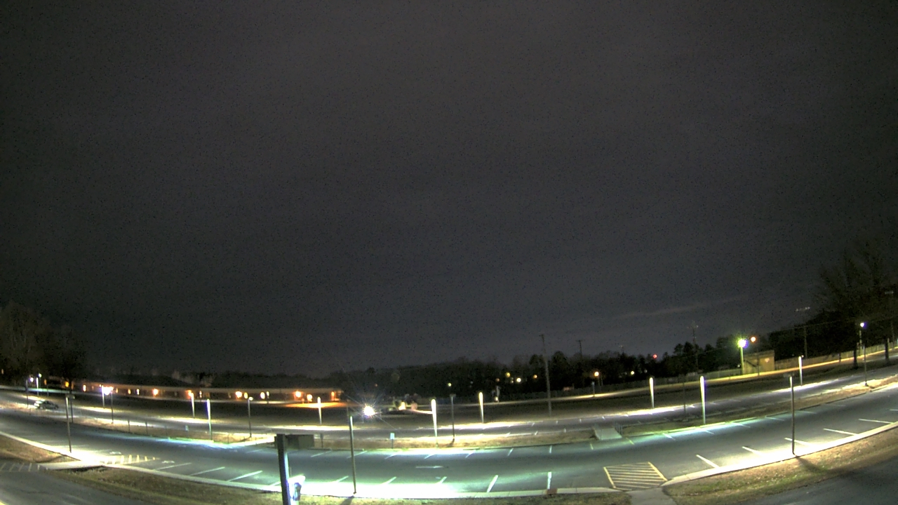 Thumbnail for current weather camera view from Prince Edward MS in Farmville, Virginia
