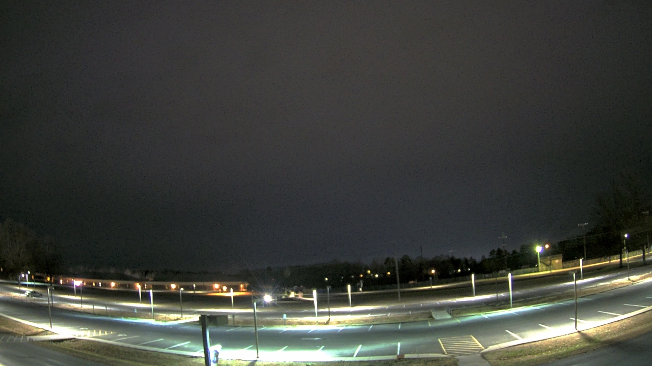 Thumbnail for current weather camera view from Prince Edward MS in Farmville, Virginia
