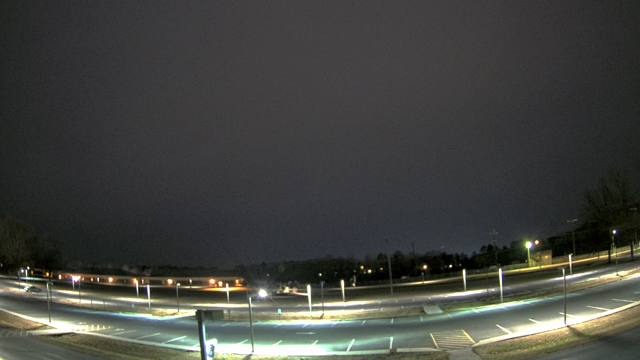 Thumbnail for current weather camera view from Prince Edward MS in Farmville, Virginia