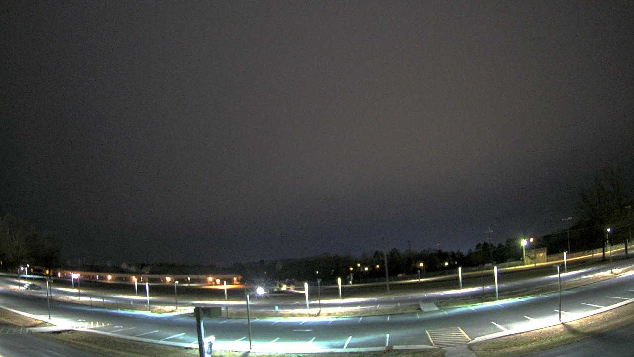 Thumbnail for current weather camera view from Prince Edward MS in Farmville, Virginia