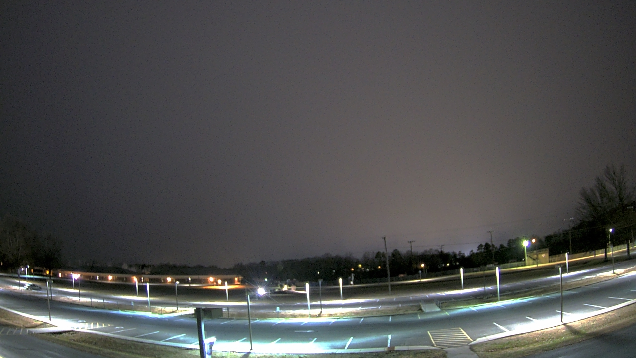 Thumbnail for current weather camera view from Prince Edward MS in Farmville, Virginia