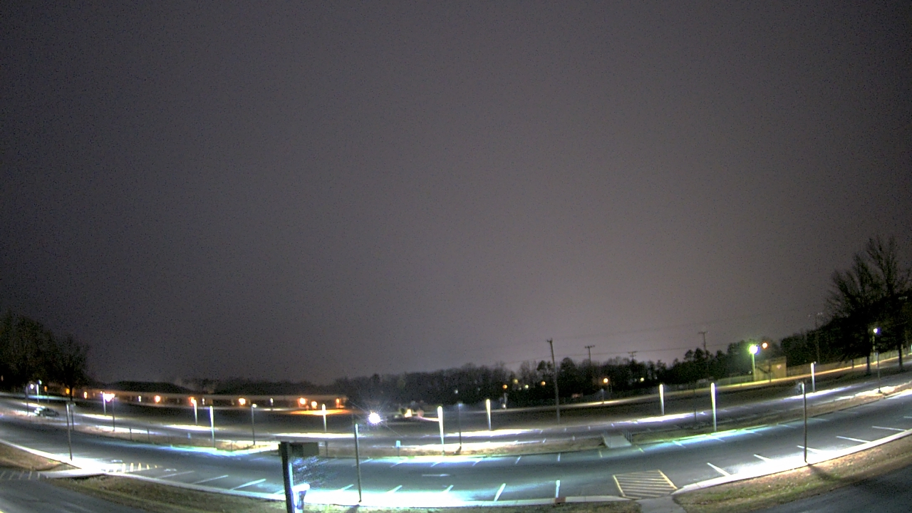 Thumbnail for current weather camera view from Prince Edward MS in Farmville, Virginia