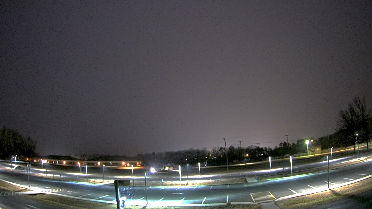 Thumbnail for current weather camera view from Prince Edward MS in Farmville, Virginia