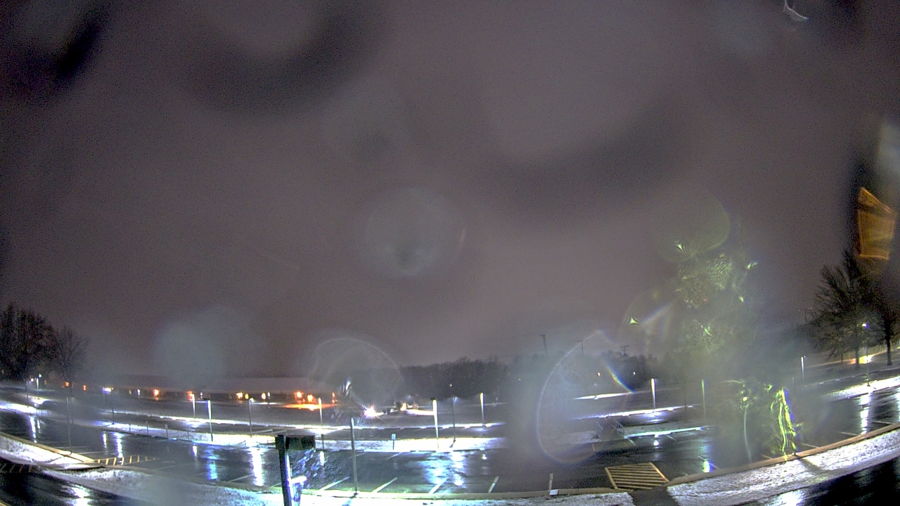 Thumbnail for current weather camera view from Prince Edward MS in Farmville, Virginia