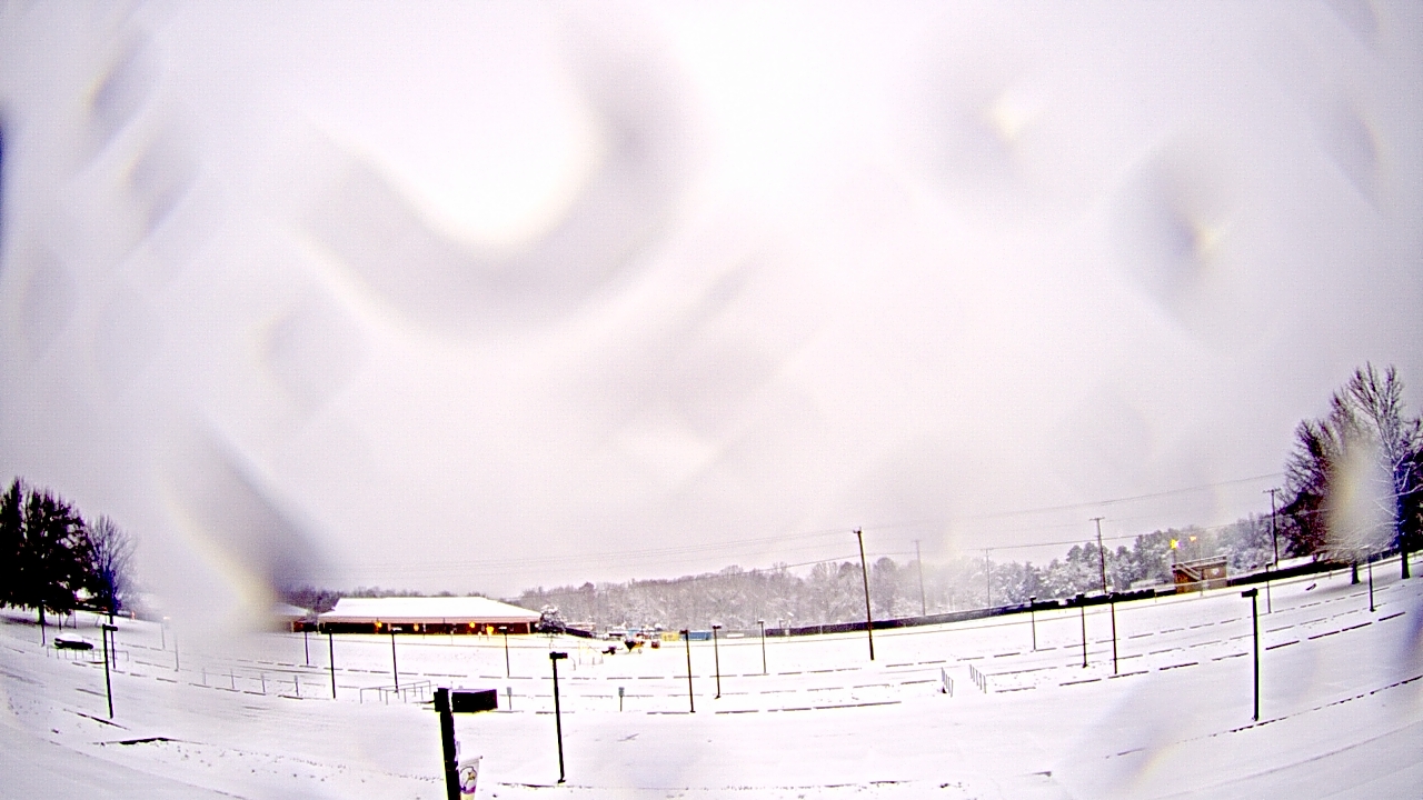 Thumbnail for current weather camera view from Prince Edward MS in Farmville, Virginia