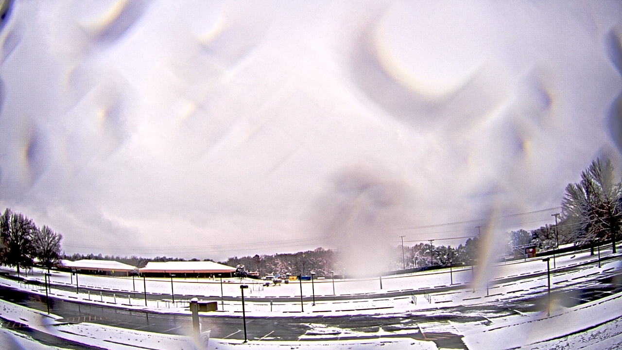 Thumbnail for current weather camera view from Prince Edward MS in Farmville, Virginia