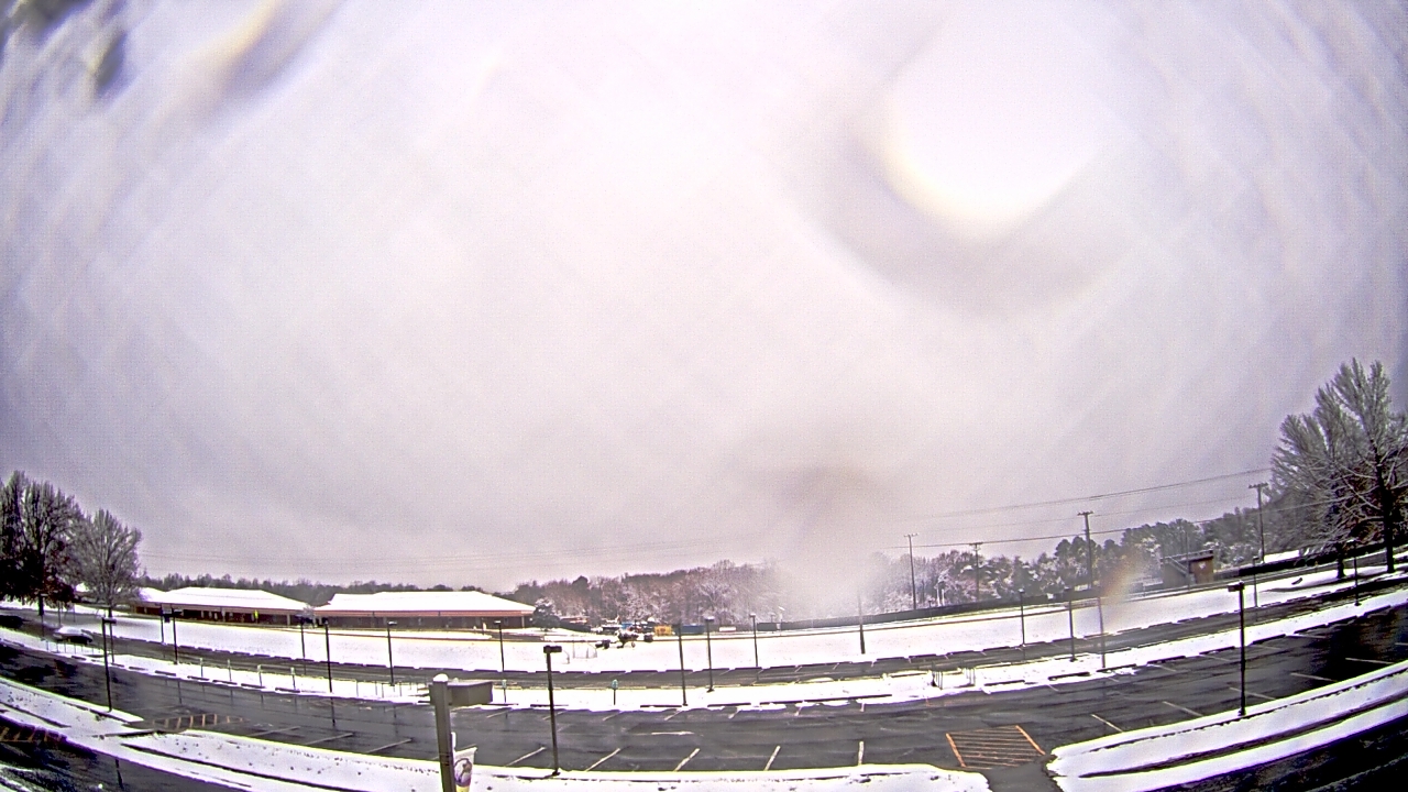 Thumbnail for current weather camera view from Prince Edward MS in Farmville, Virginia