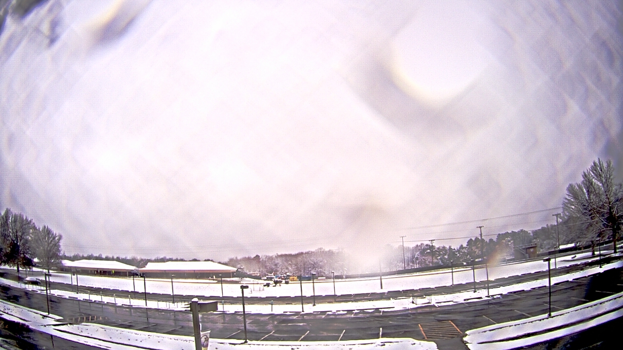 Thumbnail for current weather camera view from Prince Edward MS in Farmville, Virginia