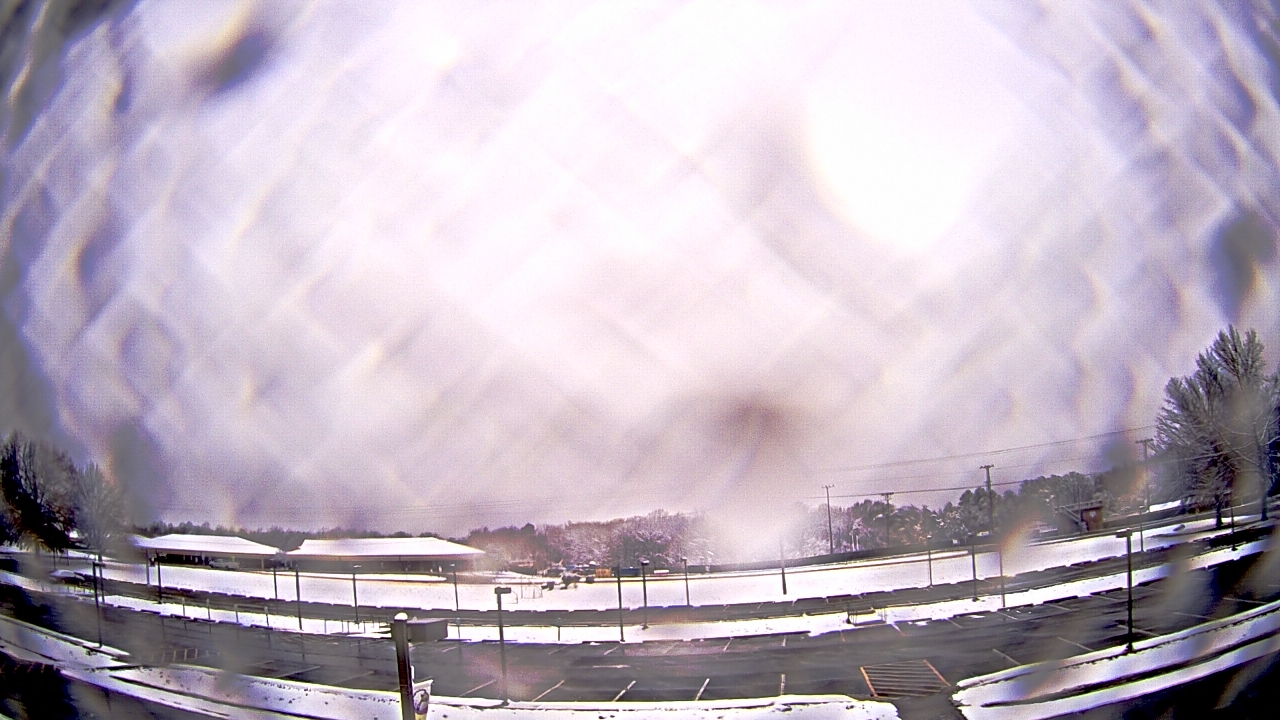 Thumbnail for current weather camera view from Prince Edward MS in Farmville, Virginia