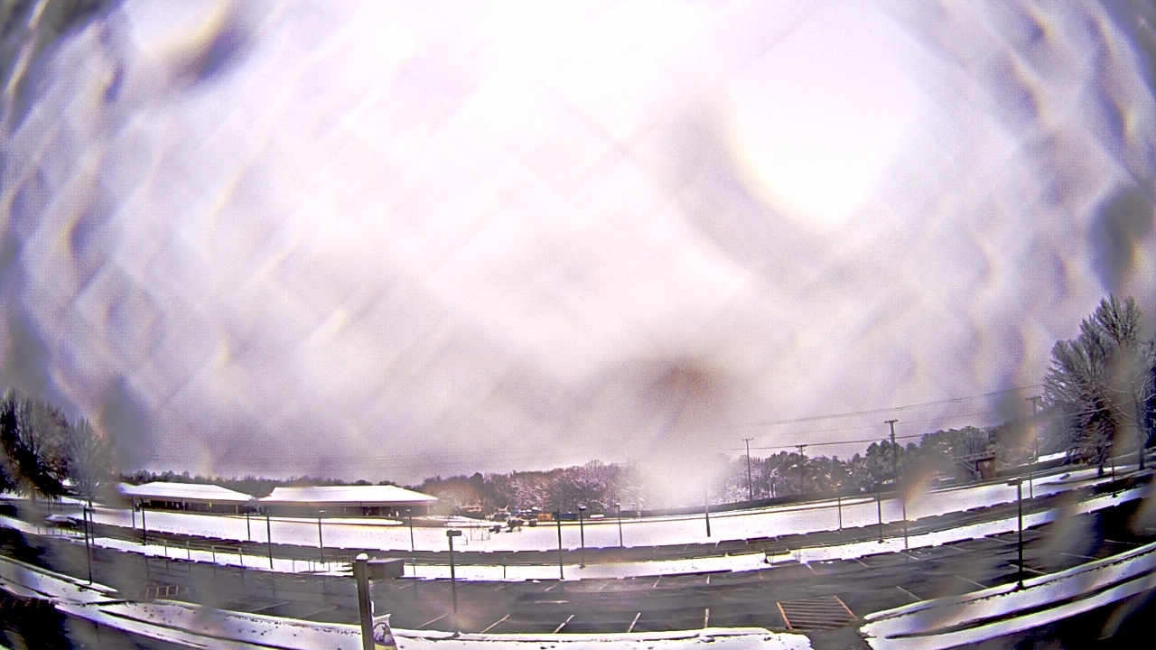 Thumbnail for current weather camera view from Prince Edward MS in Farmville, Virginia