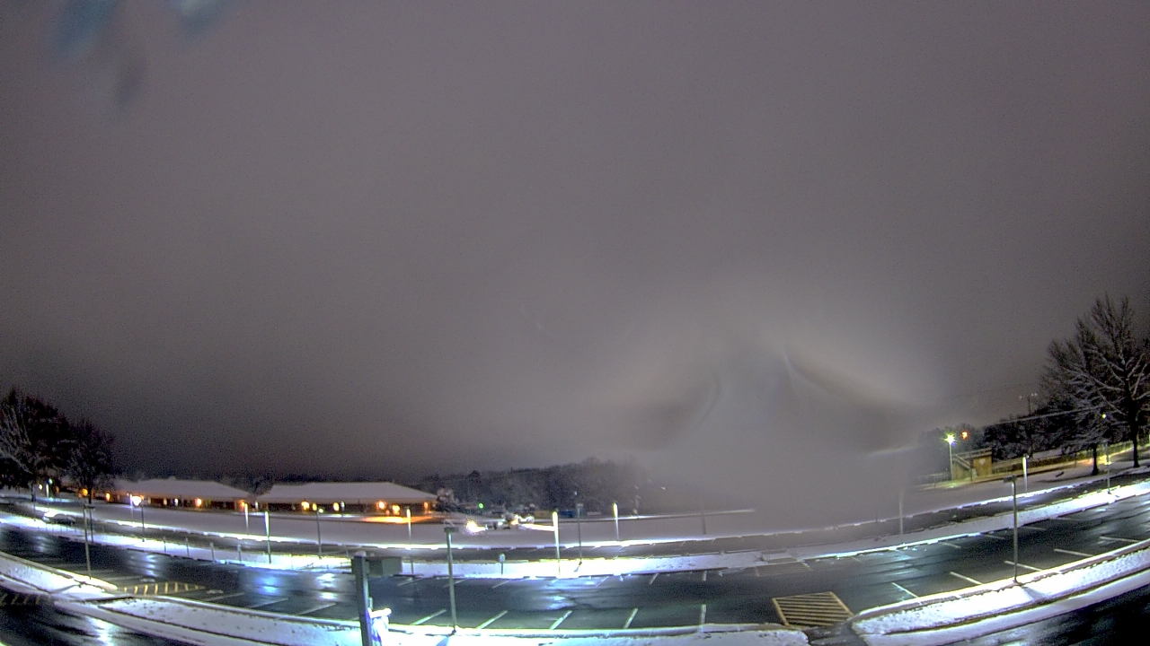 Thumbnail for current weather camera view from Prince Edward MS in Farmville, Virginia