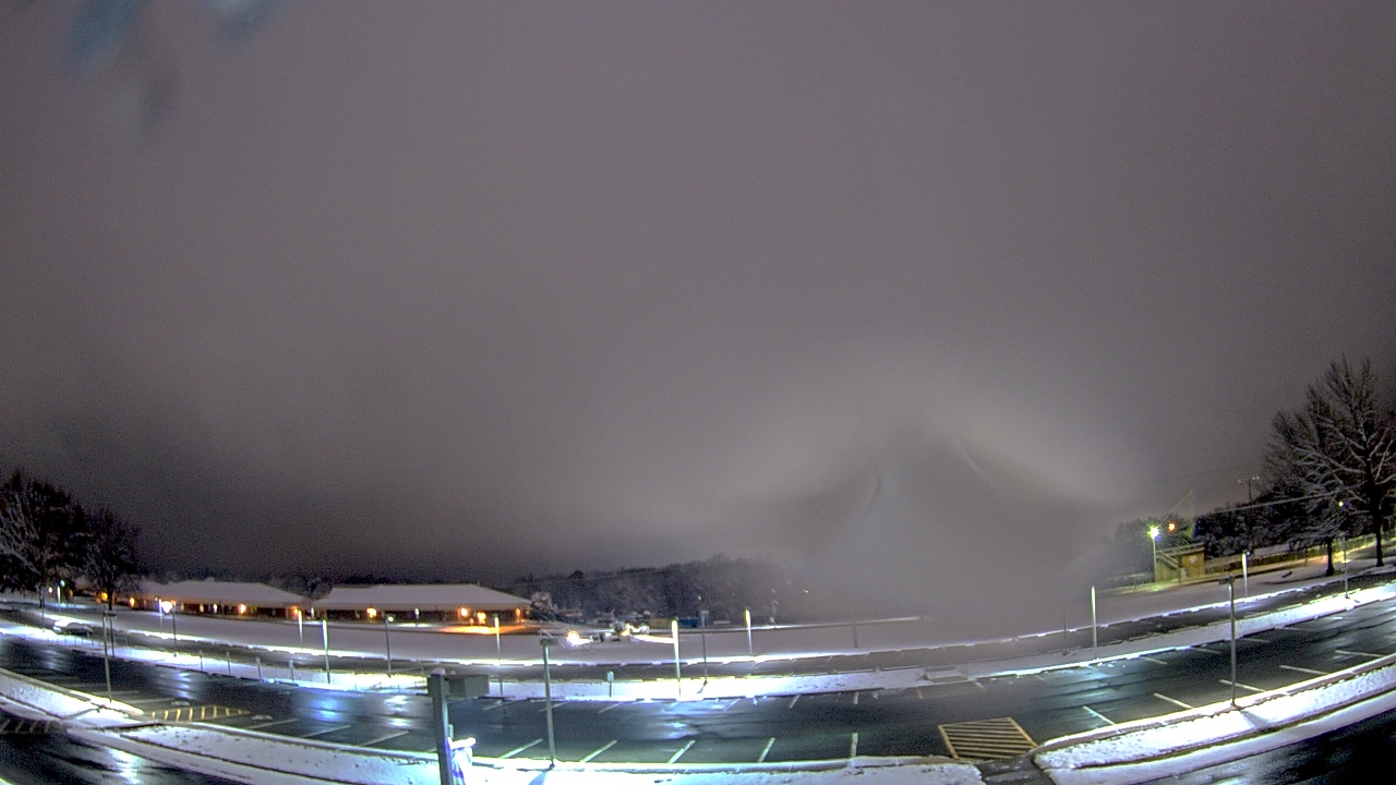 Thumbnail for current weather camera view from Prince Edward MS in Farmville, Virginia