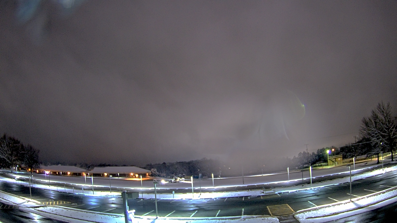 Thumbnail for current weather camera view from Prince Edward MS in Farmville, Virginia