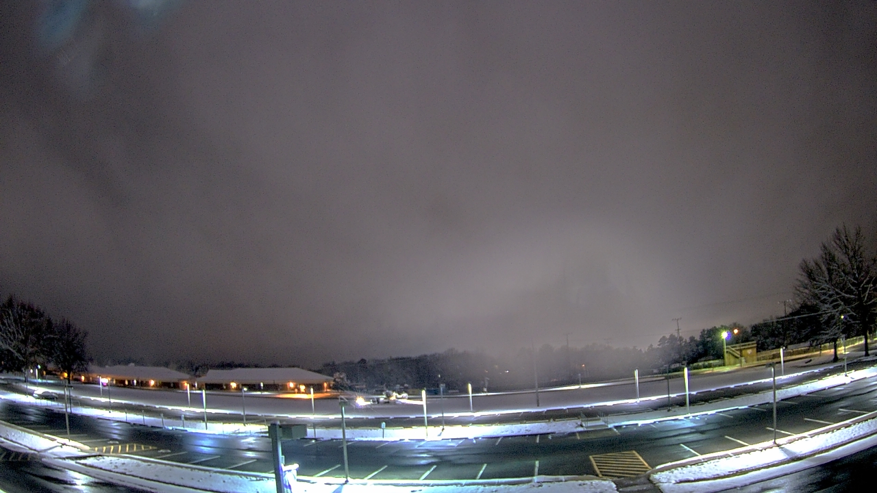 Thumbnail for current weather camera view from Prince Edward MS in Farmville, Virginia