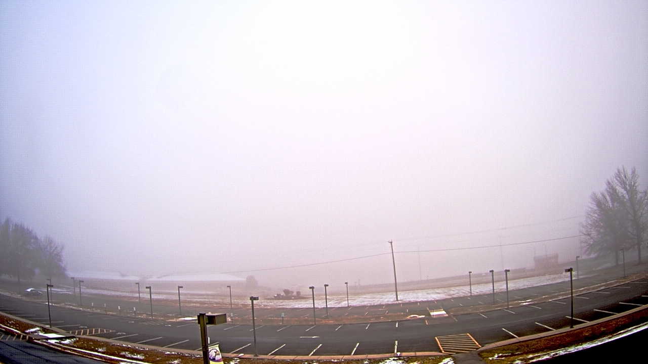 Thumbnail for current weather camera view from Prince Edward MS in Farmville, Virginia