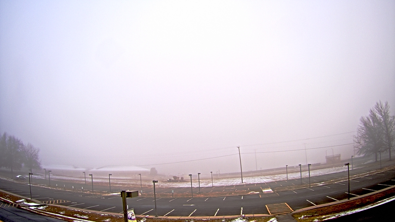 Thumbnail for current weather camera view from Prince Edward MS in Farmville, Virginia