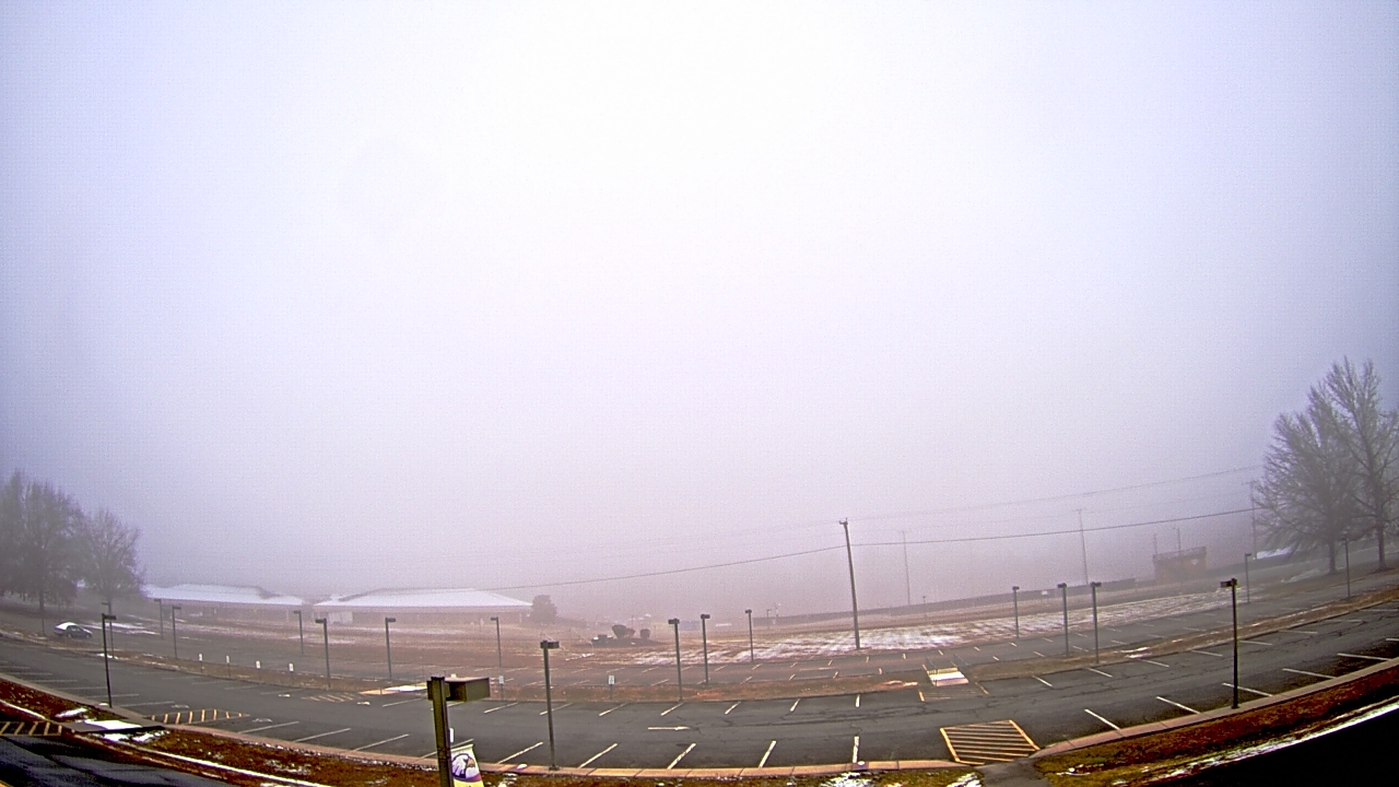 Thumbnail for current weather camera view from Prince Edward MS in Farmville, Virginia