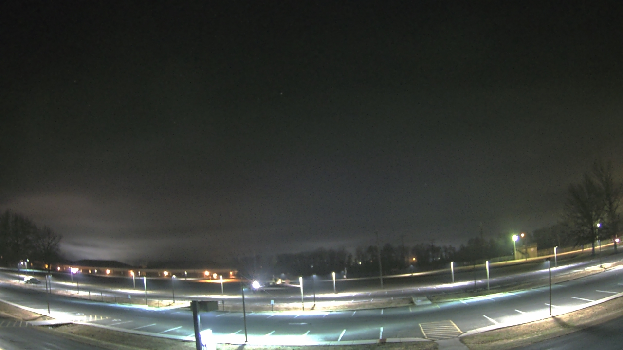 Thumbnail for current weather camera view from Prince Edward MS in Farmville, Virginia