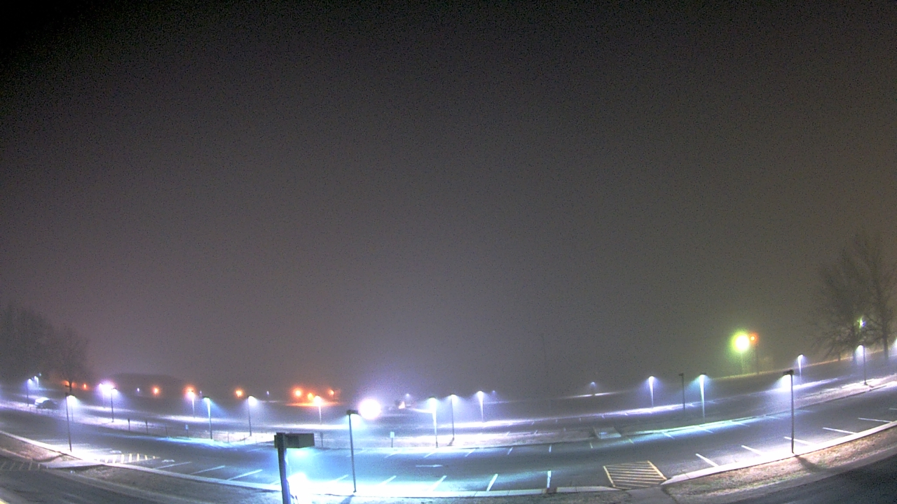 Thumbnail for current weather camera view from Prince Edward MS in Farmville, Virginia