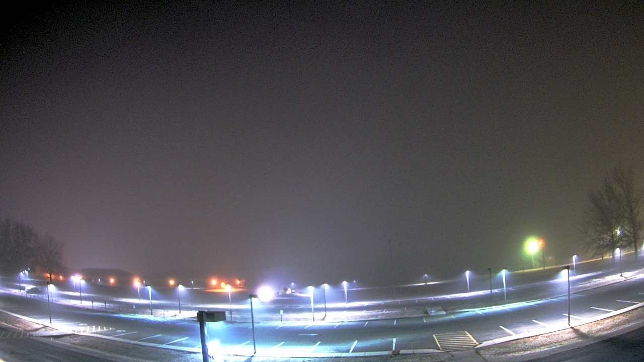 Thumbnail for current weather camera view from Prince Edward MS in Farmville, Virginia