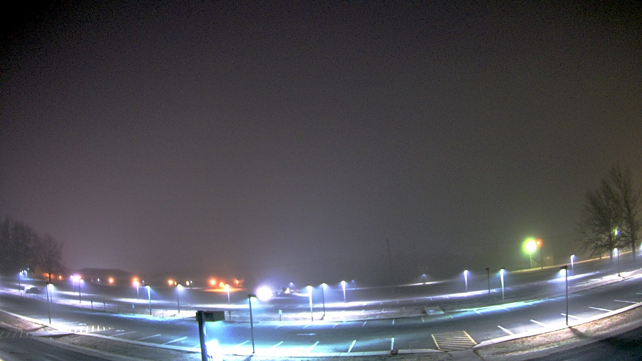 Thumbnail for current weather camera view from Prince Edward MS in Farmville, Virginia