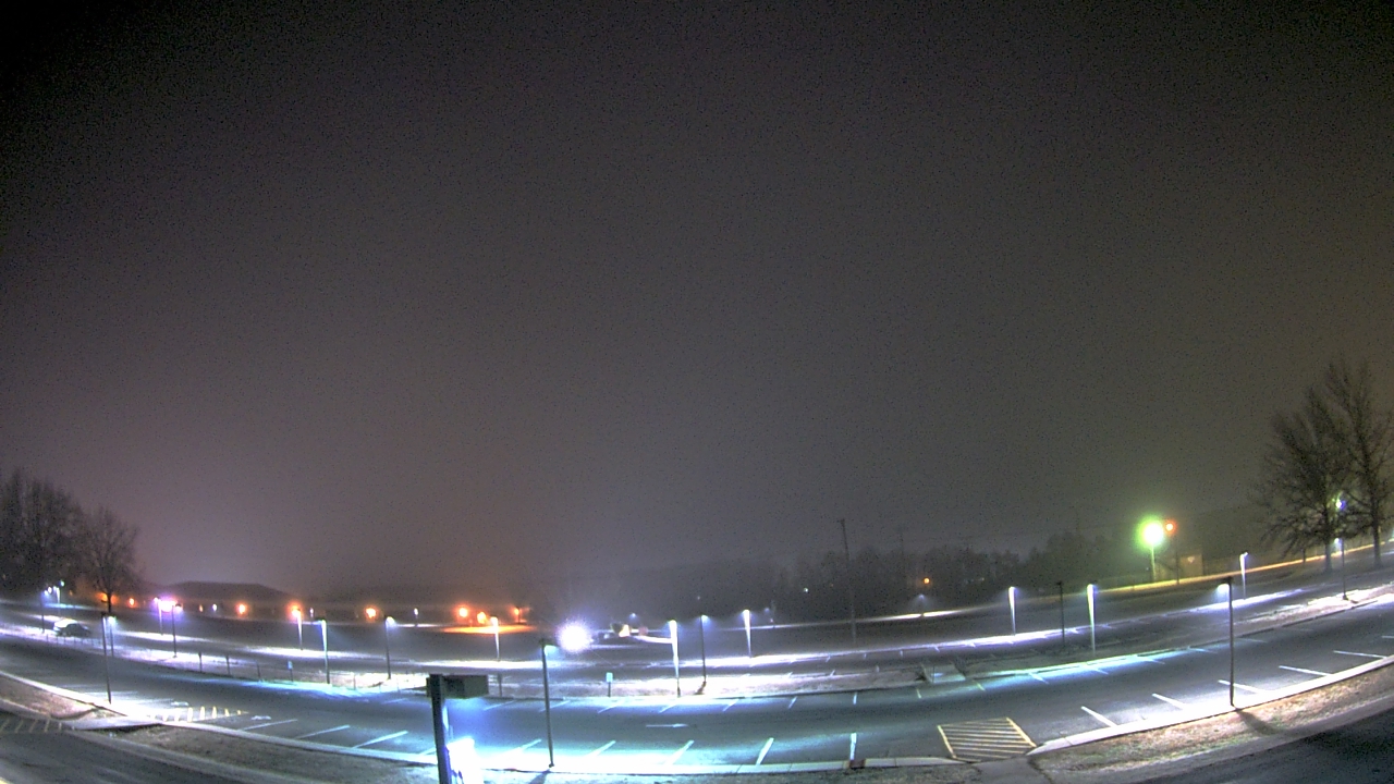 Thumbnail for current weather camera view from Prince Edward MS in Farmville, Virginia