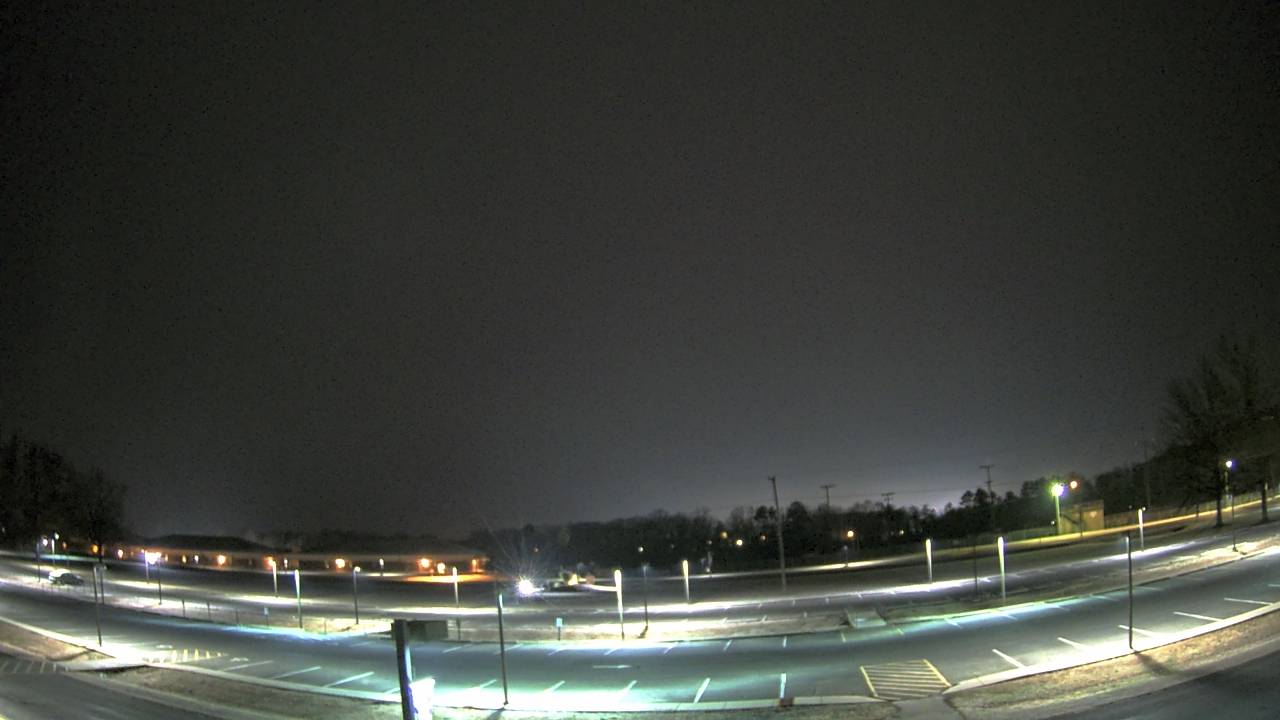 Thumbnail for current weather camera view from Prince Edward MS in Farmville, Virginia
