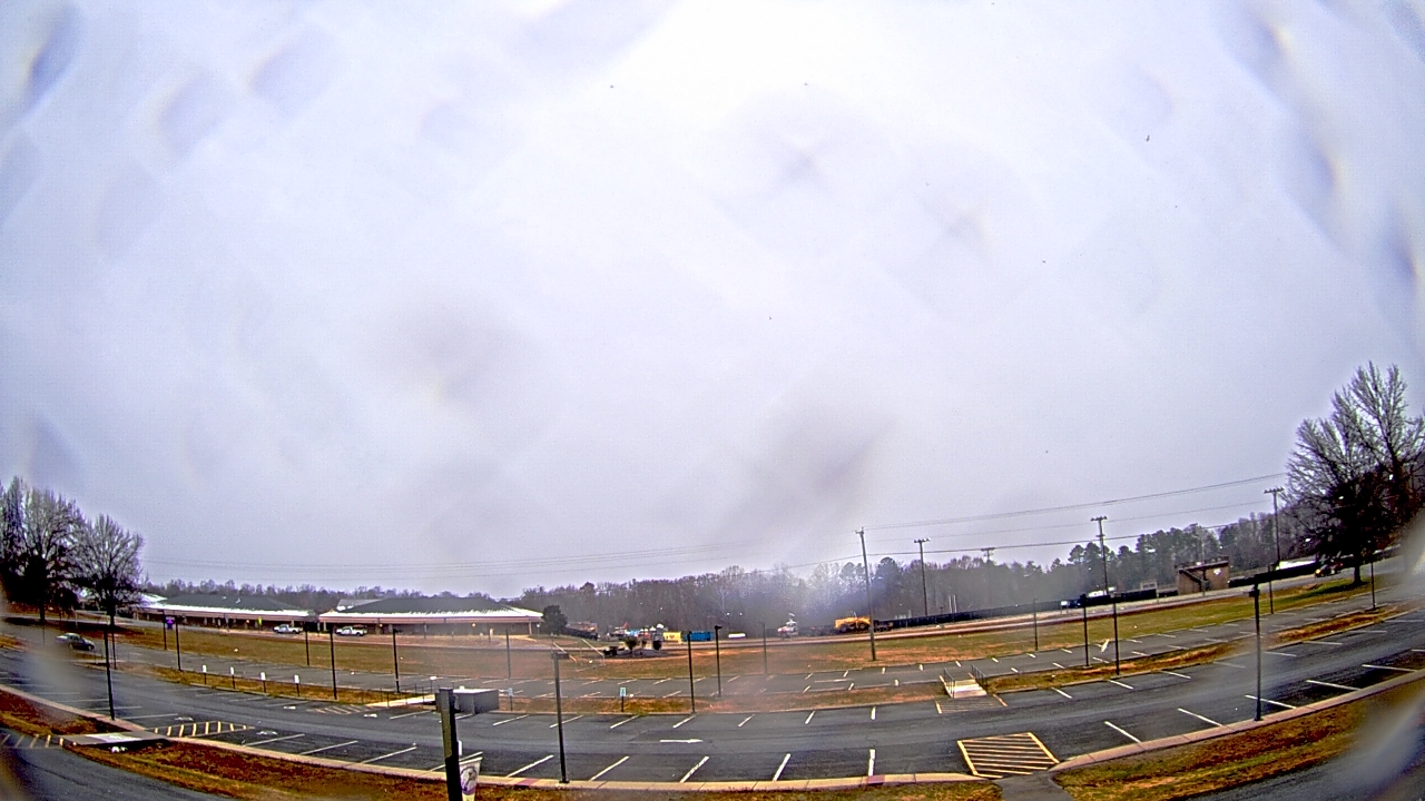 Thumbnail for current weather camera view from Prince Edward MS in Farmville, Virginia