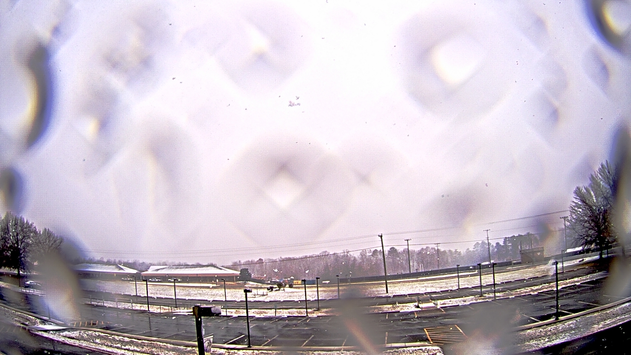 Thumbnail for current weather camera view from Prince Edward MS in Farmville, Virginia