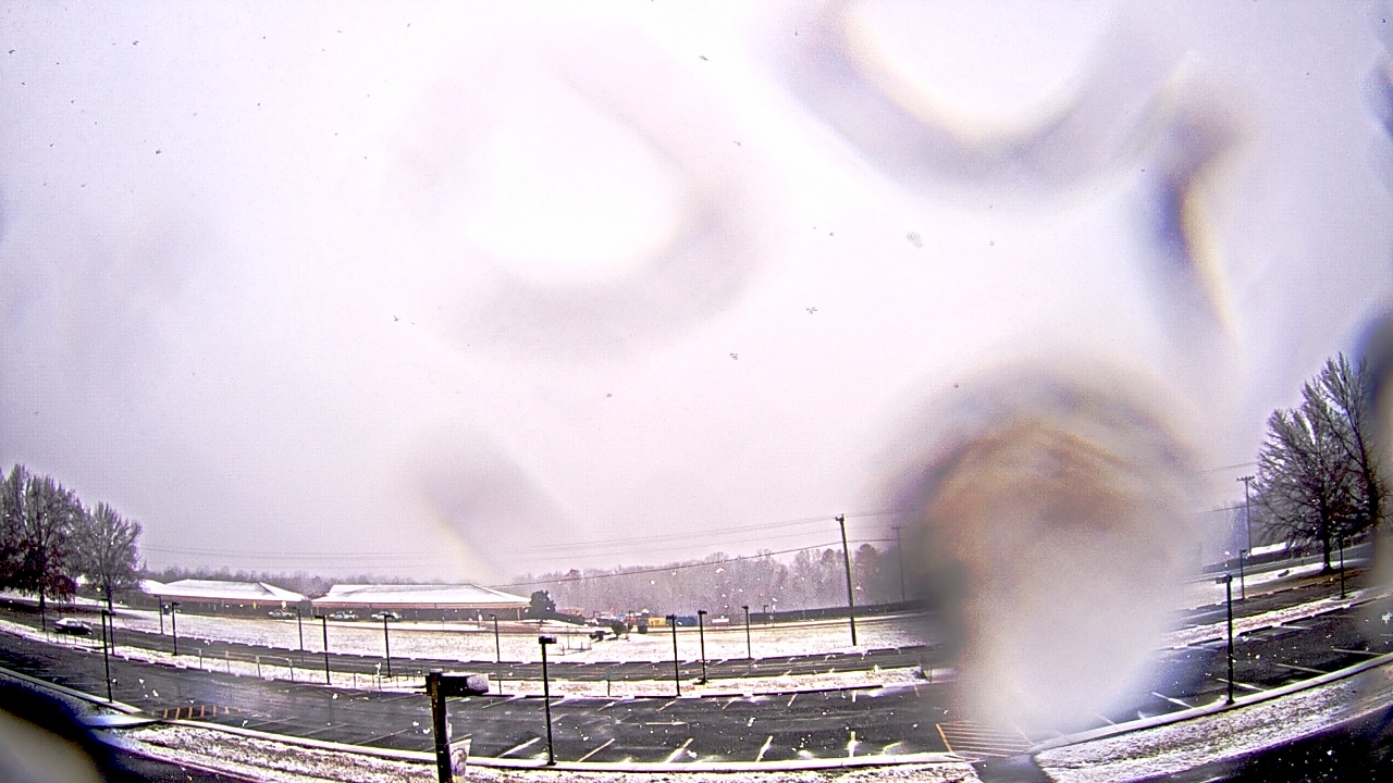 Thumbnail for current weather camera view from Prince Edward MS in Farmville, Virginia