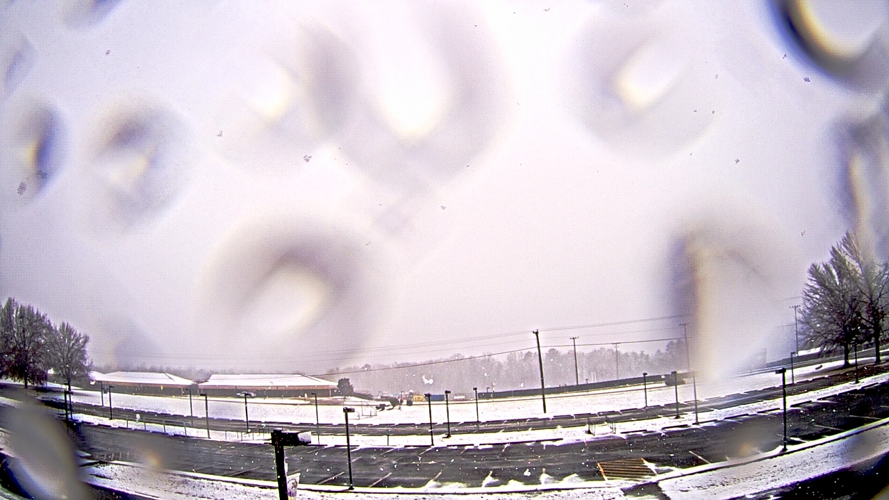 Thumbnail for current weather camera view from Prince Edward MS in Farmville, Virginia