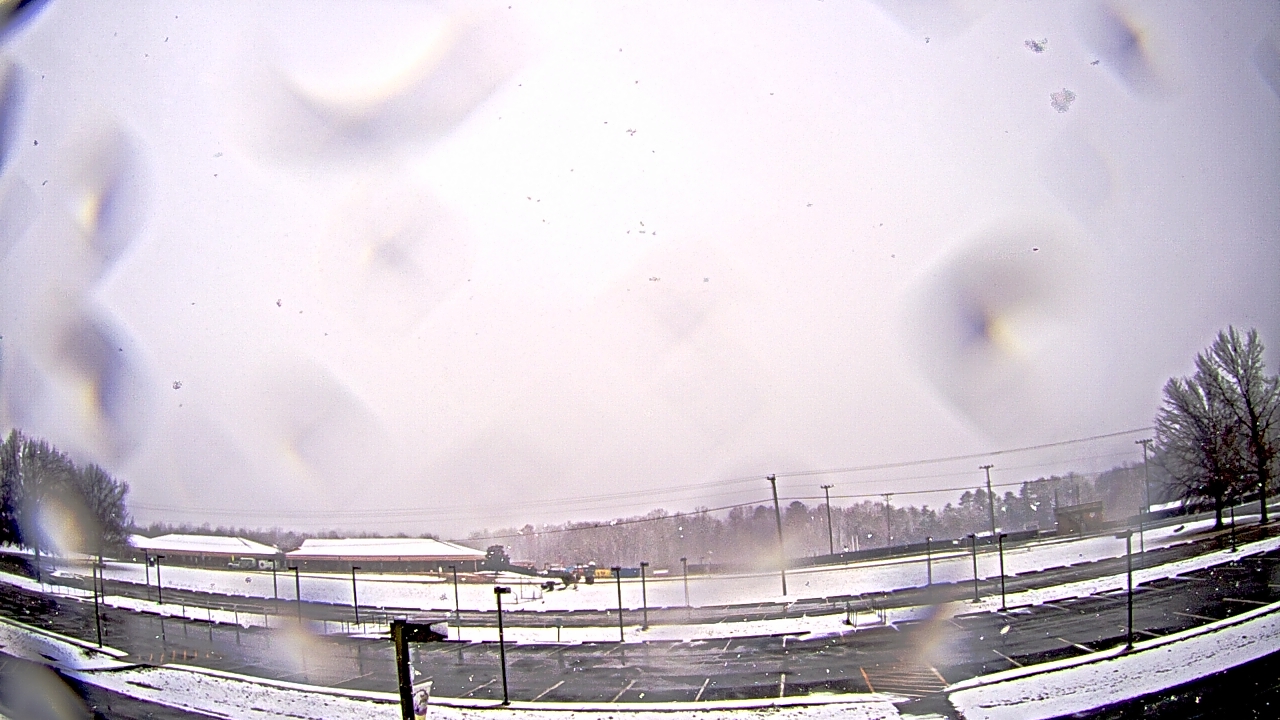 Thumbnail for current weather camera view from Prince Edward MS in Farmville, Virginia