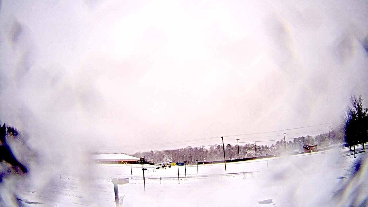 Thumbnail for current weather camera view from Prince Edward MS in Farmville, Virginia