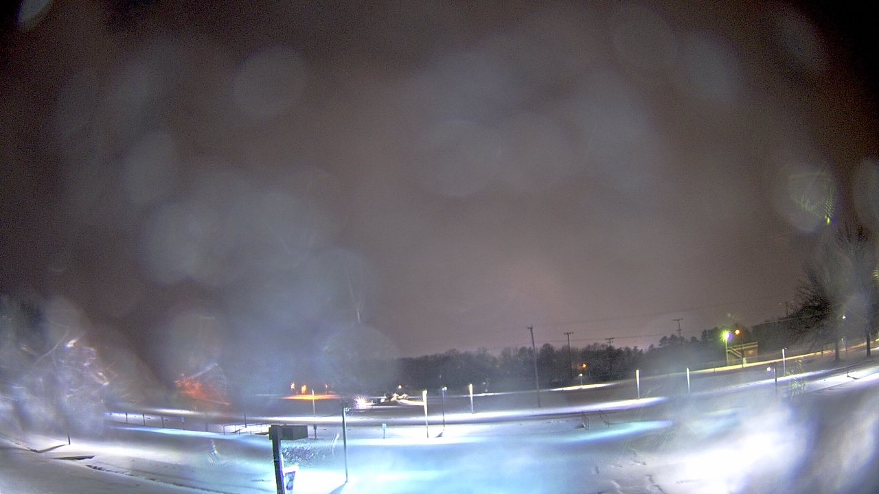 Thumbnail for current weather camera view from Prince Edward MS in Farmville, Virginia