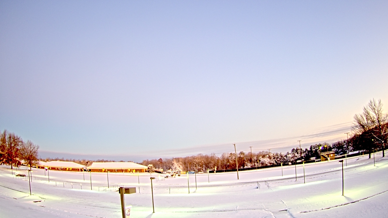 Thumbnail for current weather camera view from Prince Edward MS in Farmville, Virginia