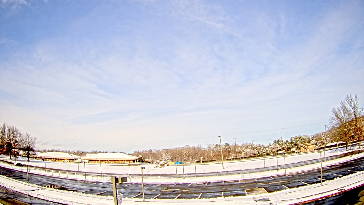 Thumbnail for current weather camera view from Prince Edward MS in Farmville, Virginia