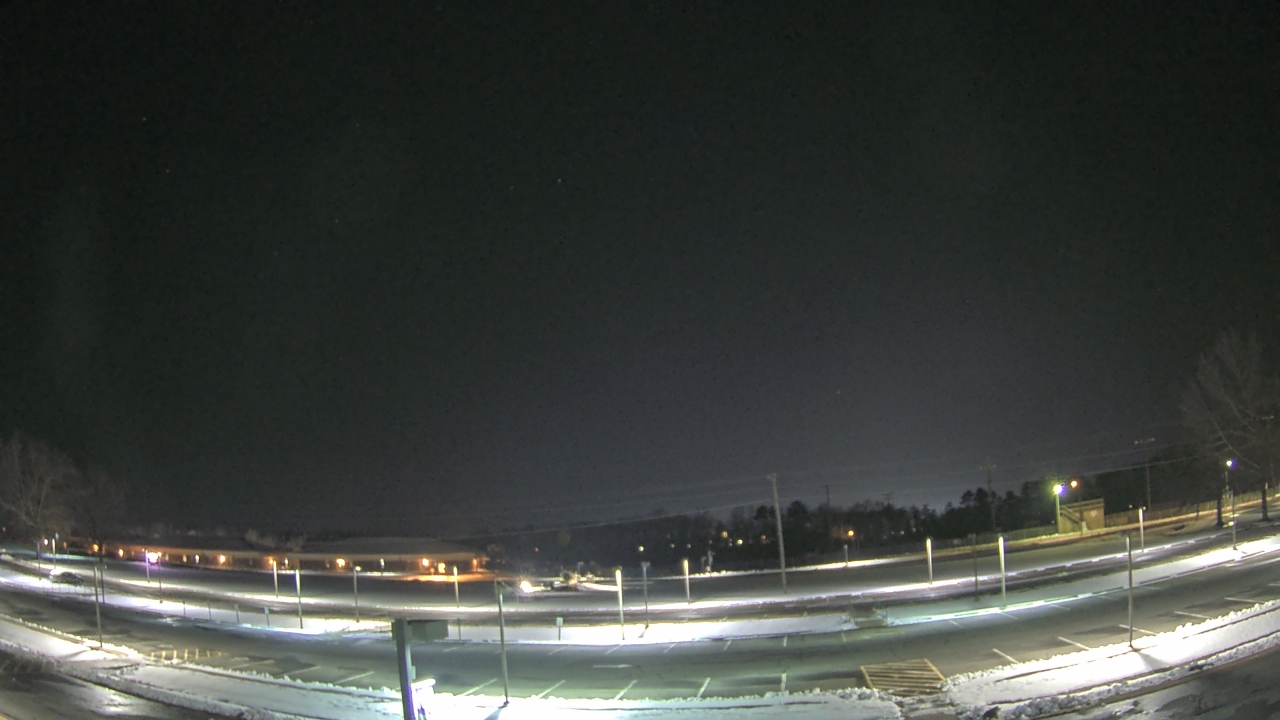 Thumbnail for current weather camera view from Prince Edward MS in Farmville, Virginia