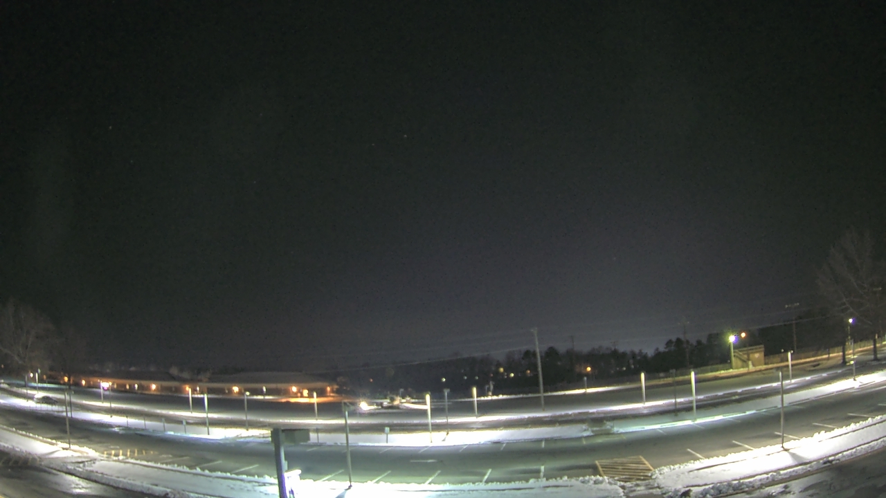 Thumbnail for current weather camera view from Prince Edward MS in Farmville, Virginia